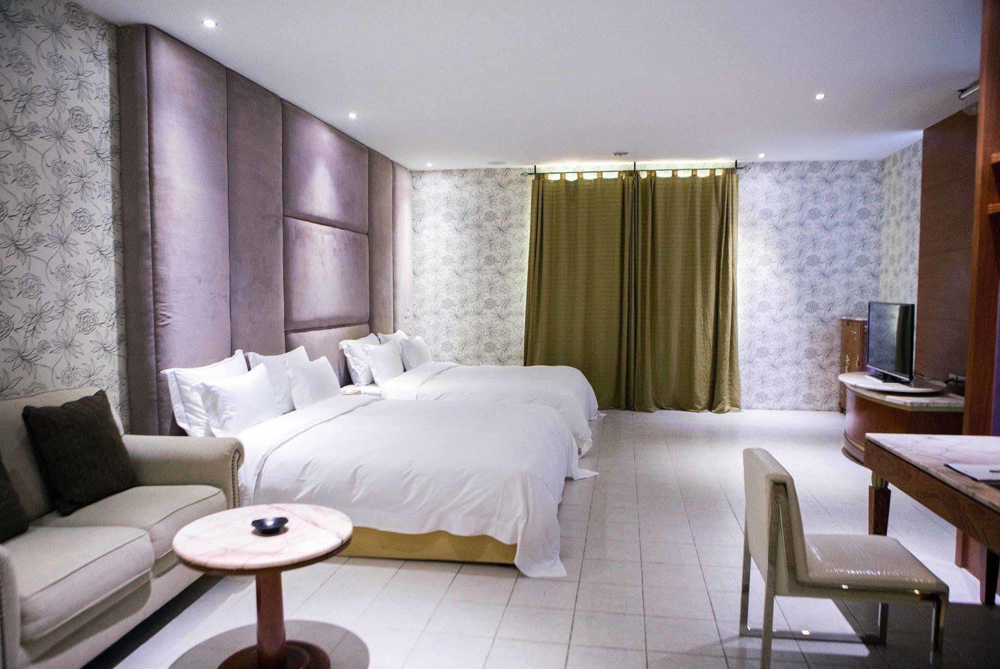 All-Ur Boutique Motel-Jhu Shan Branch Csusan Kültér fotó