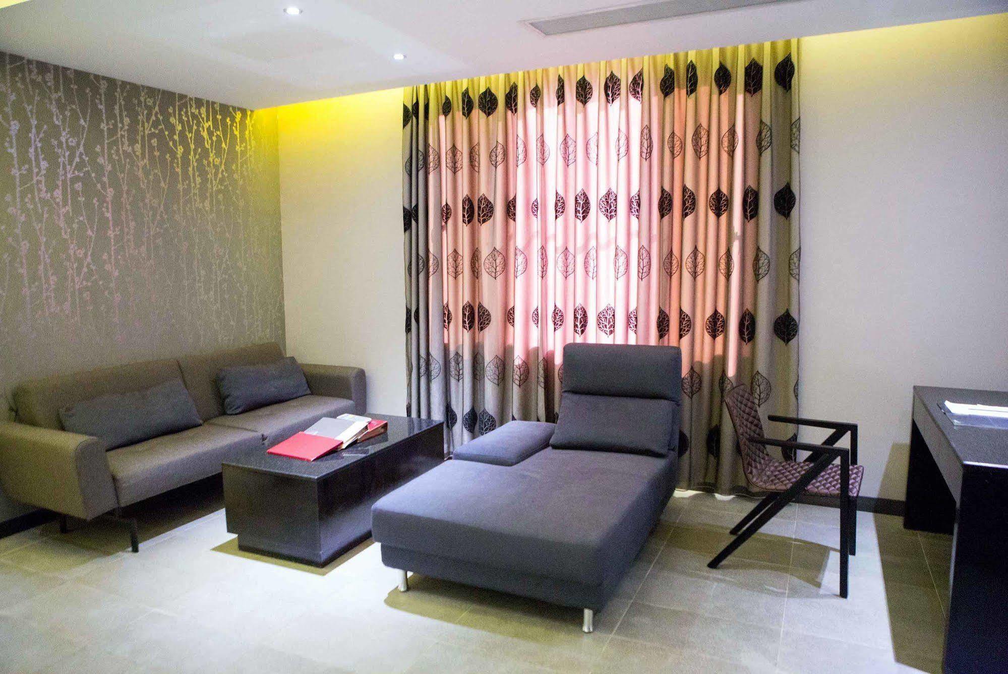 All-Ur Boutique Motel-Jhu Shan Branch Csusan Kültér fotó